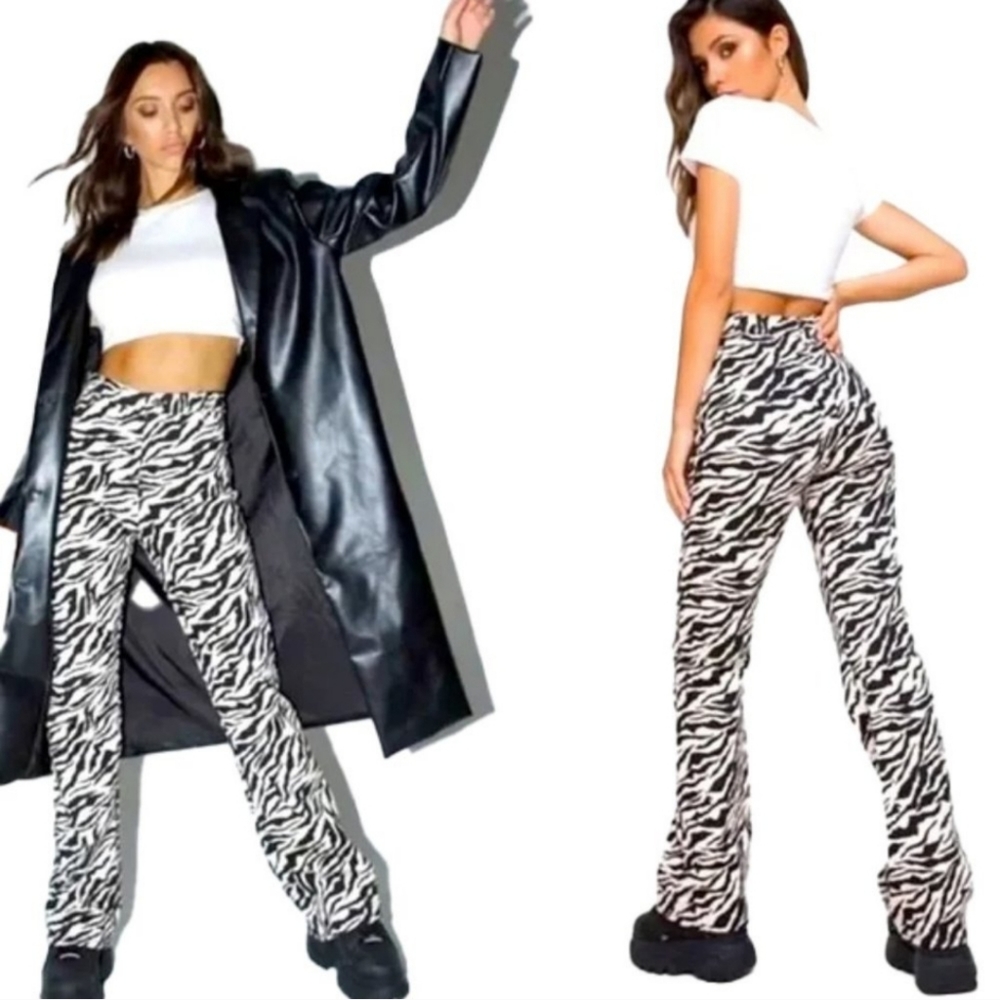 NWOT, Motel Denim Med Pants